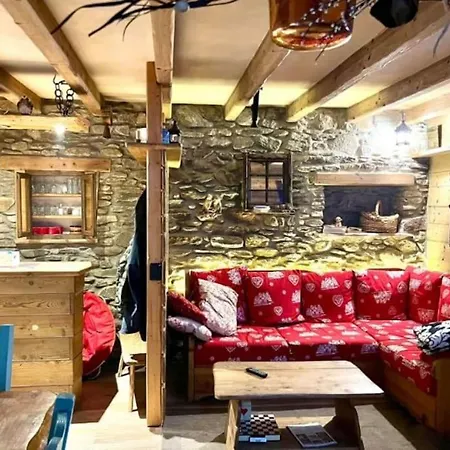 Baita Il Focolare - Your Mountain Holiday Chalet Premana